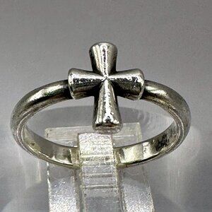 Retired James Avery St Teresa Cross Ring Sterling Silver Size 8